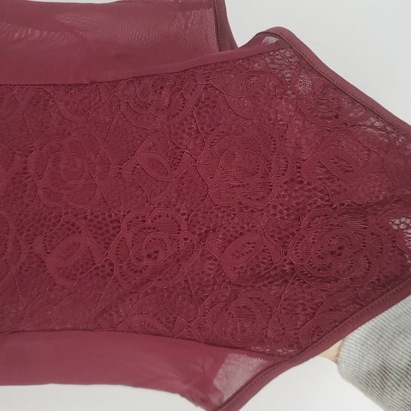 HONEY Pot Maroon Applique/Lace Bodysuit Size Medium - Picture 9 of 12